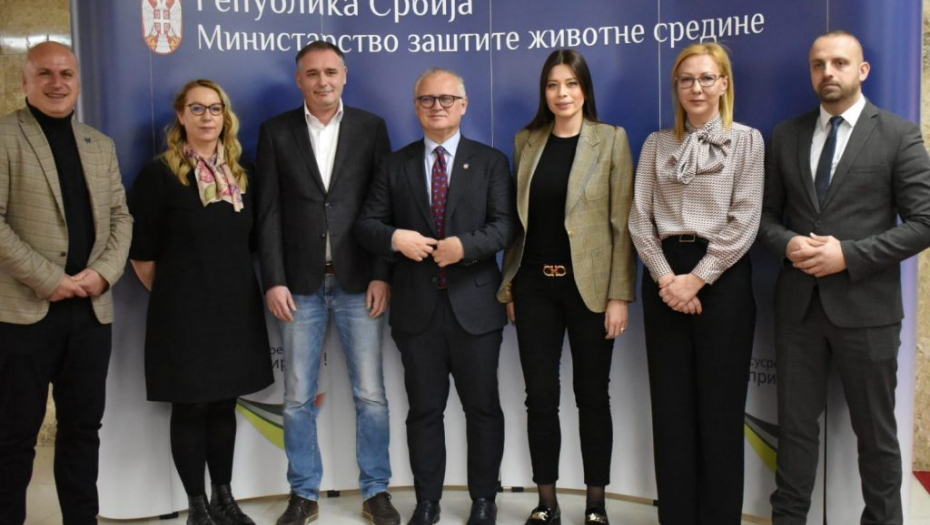 POTPISAN SPORAZUM O GAŠENJU KOTLARNICE U SC “VOŽDOVAC” Vujović: zamena kotlova odmah posle grejne sezone
