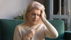 "GLAVA MI PUCA, PRITISAK SKAČE" Zbog promene vremena svi zovu Hitnu pomoć, evo ko je najugroženiji i zašto se danas osećamo loše