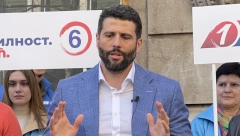 DANICA GRUJIČIĆ I ŠAPIĆ U KNEZ MIHAILOVOJ Podržati politiku mira koju vodi Aleksandar Vučić