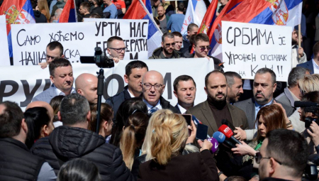 EVROPO, ZAUSTAVI SILEDŽIJU KURTIJA! Juče održan protest Srba u Severnoj Mitrovici zbog nasilja koje nad njima sprovode prištinske vlasti!