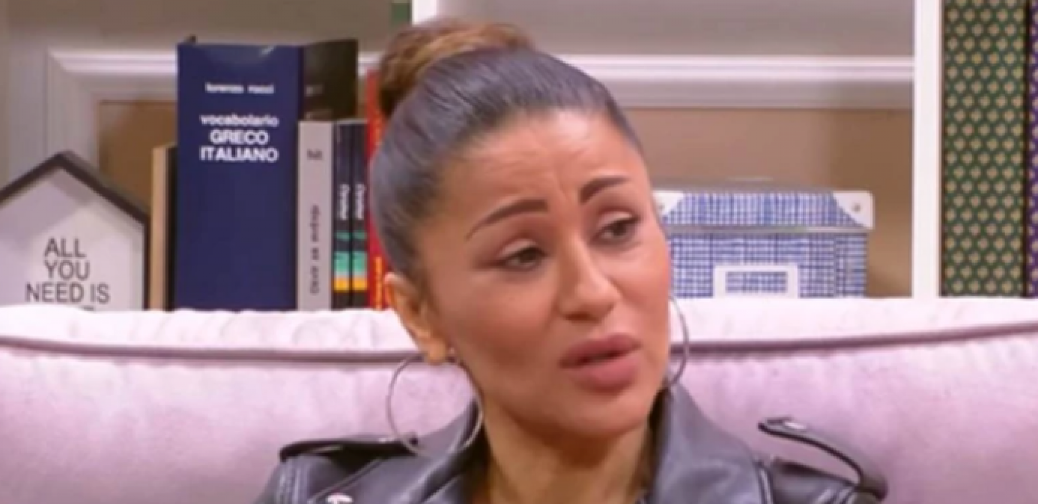 SESTRA JOJ SE UDAVILA SA 13 GODINA Život Mine Kostić obeležila je velika porodična tragedija