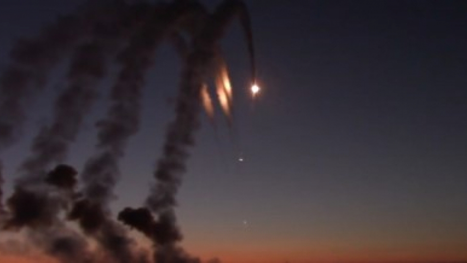 MASOVNI RAKETNI NAPAD Rusi tuku na više frontova, strateški bombarderi lansirali razoran udar