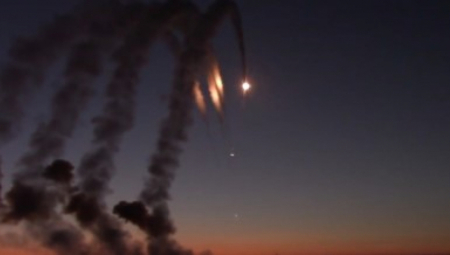 MASOVNI RAKETNI NAPAD Rusi tuku na više frontova, strateški bombarderi lansirali razoran udar