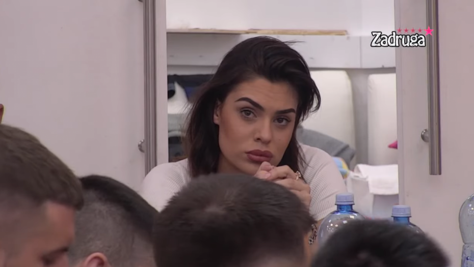 MINA JE SPREMNA NA SVE! Oglasila se majka Milice Veselinović, ćerki je poručila da ne pada na provokacije, a evo šta bi uradila da može za trenutak da uđe u Belu kuću!