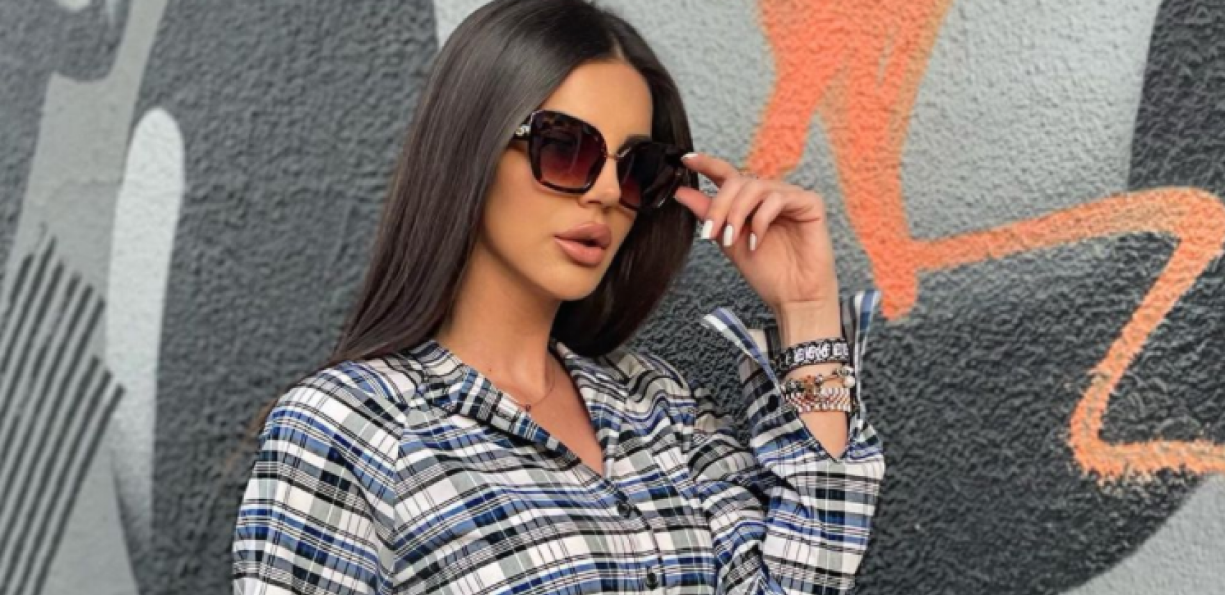 GDE JE NESTALA ONA SMERNA DEVOJKA? Jovana ne prestaje da šokira nakon raskida sa Karićem, pokazala svoju drugu stranu, fanovi zbunjeni