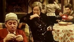 GLUMILI SU MAJKU I SINA U POPULARNOJ SERIJI Razlika između njih je dve godine, iz istog su grada i družili su se od malena