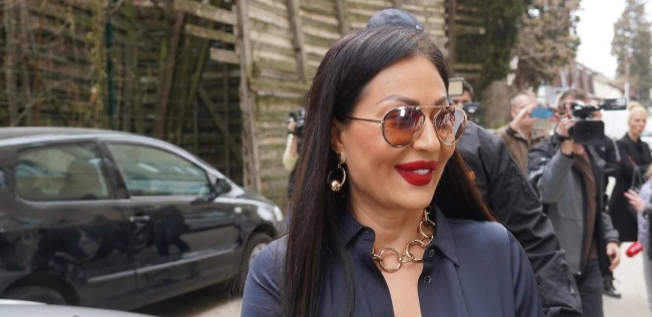 CECA RENOVIRA LUKSUZNU VILU NA KIPRU?! Ražnatovićeva ne štedi, detalji isplivali u javnost, a evo i ko joj pomaže!