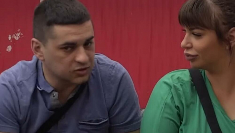 TO MI JE DNO DNA Pevačica brutalno isprozivala Miljanu i Bebicu: Zašto bi neko bio sa njom?