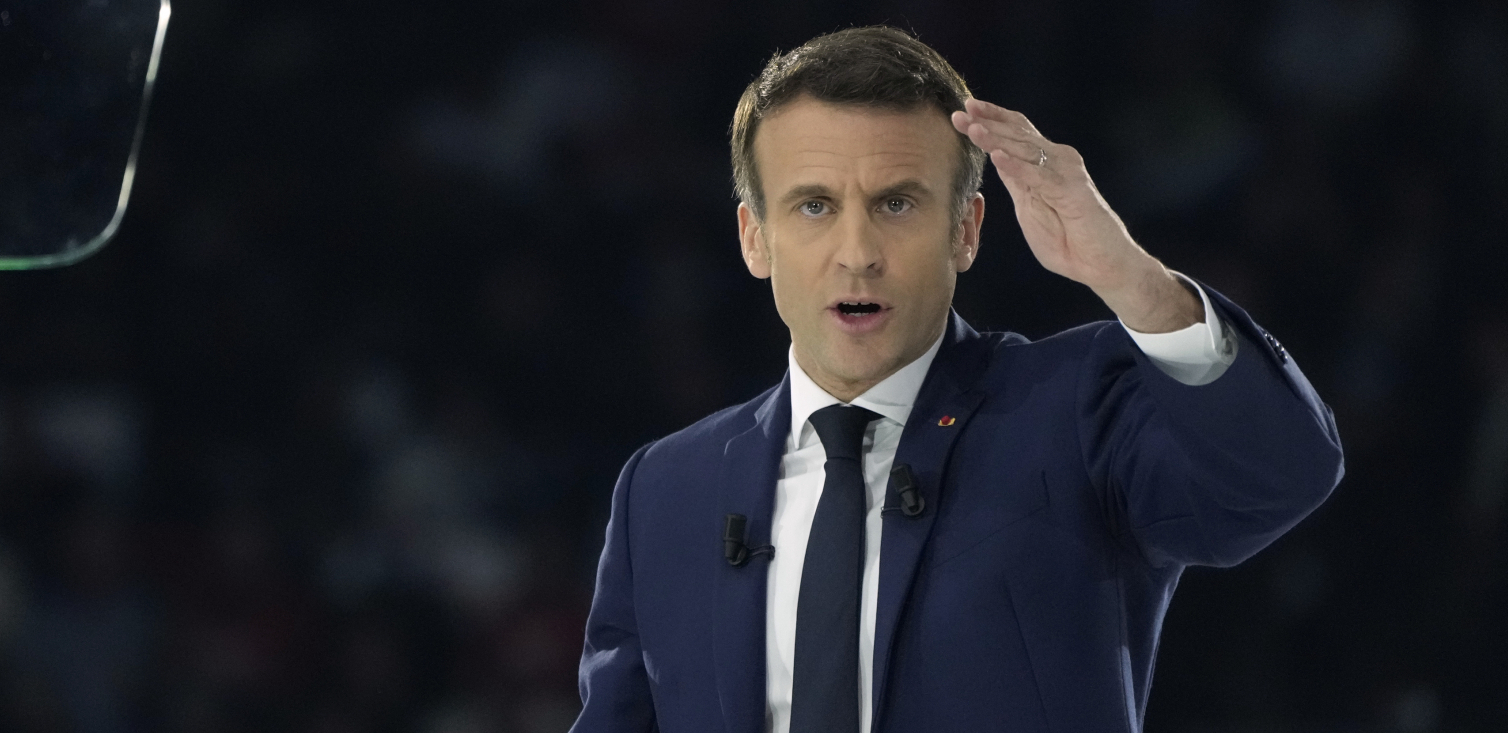 MAKRON POSLAO VAŽNU PORUKU Francuski predsednik progovorio o sudbini sveta, pa pomenuo Rusiju i Ukrajinu