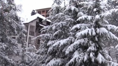 ZAVEJALO U APRILU, SNEG USRED PROLEĆA U ovom kraju u Srbiji zabeležena temperatura ispod nule (FOTO)