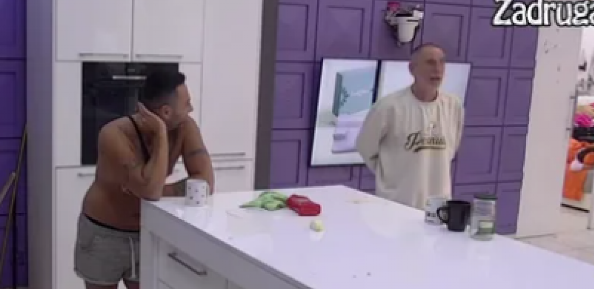 NOVA KUĆA ZA ZADRUGARE! Lepi Mića zapevao od radosti, a ostali su oduševljeno gledali! (VIDEO)