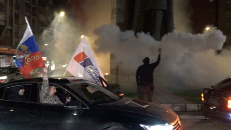 SRBI IZAŠLI NA ULICE U Severnoj Mitrovici slavlje nakon obraćanja Vučića