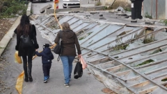 UŽIČANI ĆE KONAČNO MOĆI MIRNO DA SPAVAJU  Godinama unazad kuće bile na ivici ambisa, klizište pretilo da uništi celo naselje