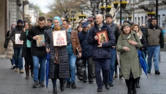 LITIJE U BEOGRADU Povodom praznika Blagovesti vernici šetali od Saborne crkve do Hrama Svetog Save (VIDEO)