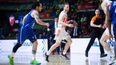 PAO EVROPSKI ŠAMPION U "PIONIRU!" Crveno-beli pobedili Efes pred svojim navijačima i časno se oprostili od Evrolige za ovu sezonu!