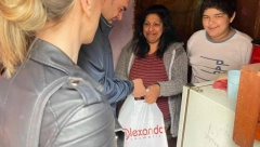 ČISTIO JE SNEG U POCEPANIM PATIKAMA Stigla je pomoć za malog Duleta sa Voždovca, njegova majka završila kurs za manikir