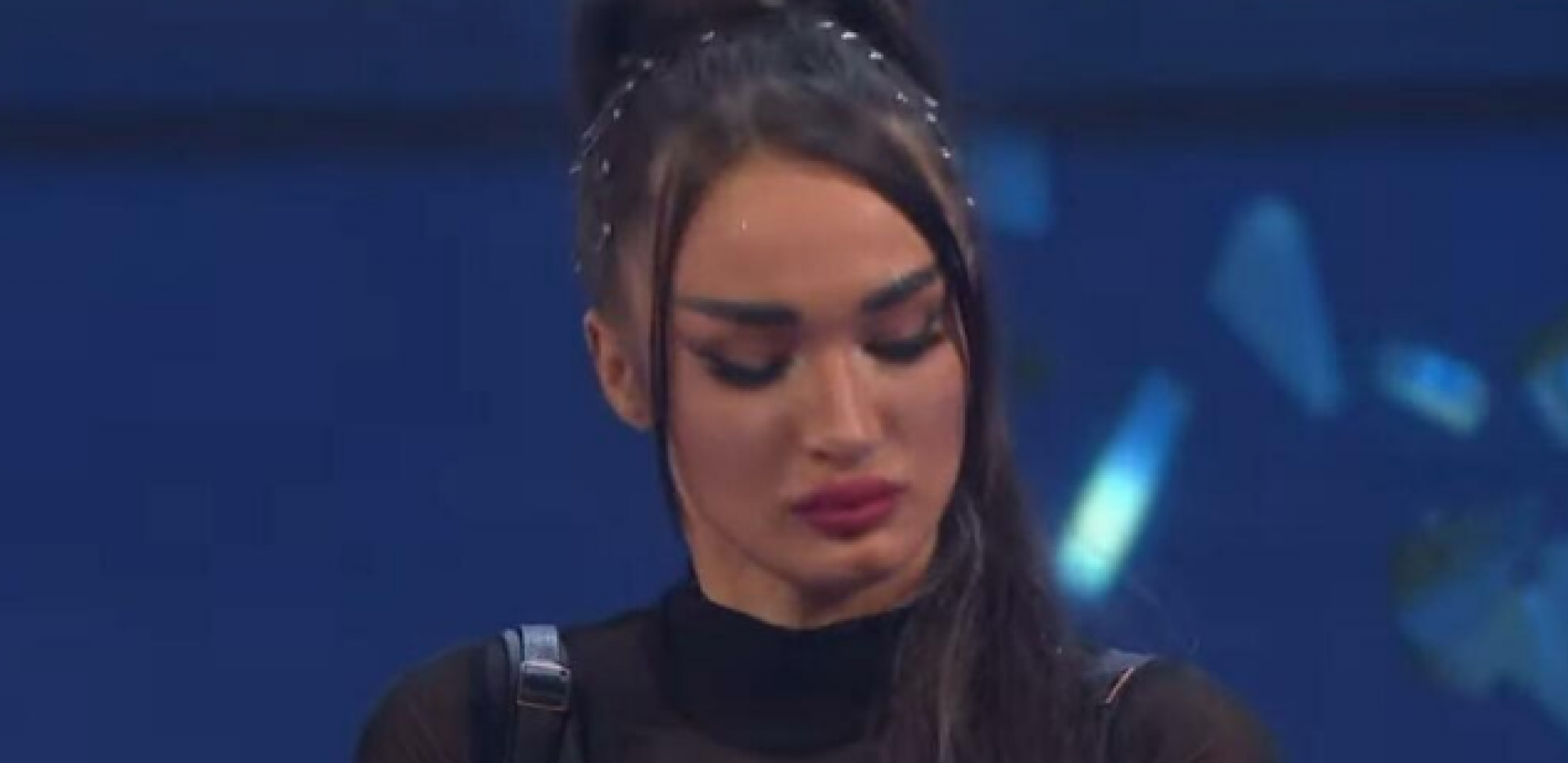 SRAM TE BILO, OTIĆI ĆEŠ U ZABORAV Poznati voditelj žestoko osudio takmičarku koja je iznela niz uvreda na račun Ane Bekute i Snežane Đurišić, nije birao reči