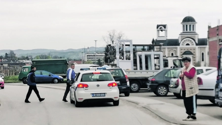 ILIJA JE U 21:30 SPUSTIO ROLETNE Kamere zabeležile početak krvavog pira u Čačku