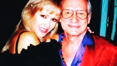 PRIČA SE DA JE ONA RASTURILA BIJELO DUGME Dijanu je papa provozao na "vespi", zavela je Švarcenegera i dobila titulu prve jugoslovenske starlete