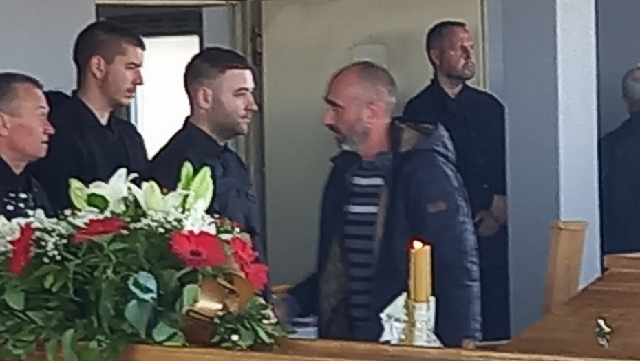 BOJIM SE DA ĆE PUĆI OD TUGE Rođaka u suzama progovorila o Nikoli čiji brat je ubio porodicu u Čačku