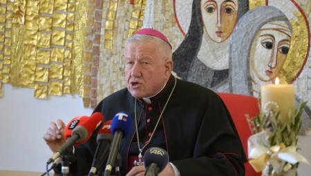 PRED USKRS PO GREGORIJANSKOM KALENDARU Hočevar u Poslanici: U teškim vremenima smisao tražiti u veri