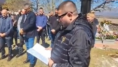 ŽIVEĆEŠ LAZARE DOK GOD ZADNJI SRBIN POSTOJI Baja Mali Knindža u suzama održao posmrtni govor bratu (VIDEO)