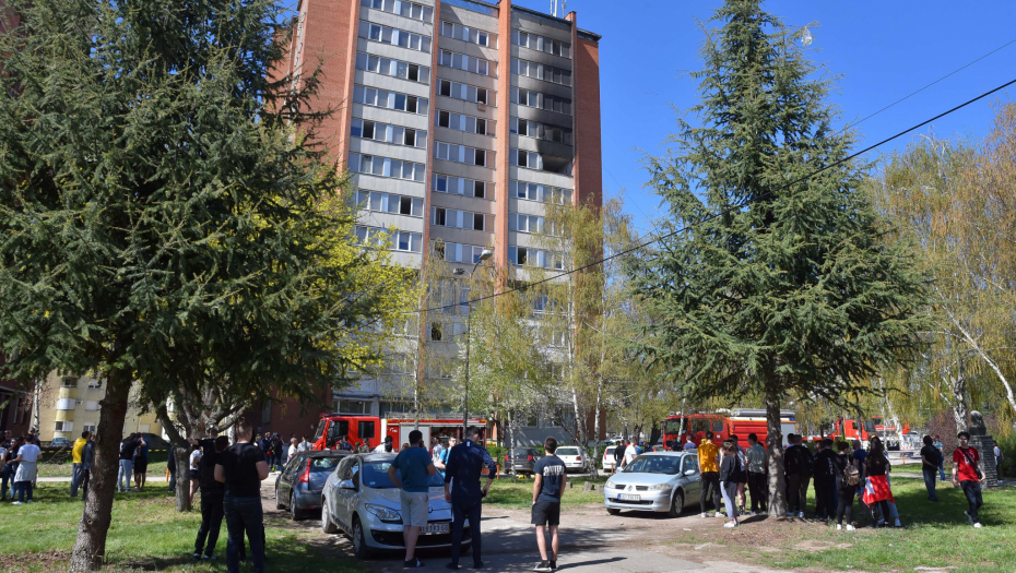 SVI STUDENTI BEZBEDNI  Požar u Studentskom domu u Nišu ugašen (FOTO)