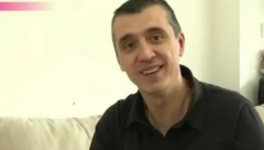 PRAVI SVOJU PRVU IZLOŽBU Nekadašnji kralj splavova Marko Bulat, okrenuo se potpuno drugačijem životu, on sada slika ikone: Moj život je turbolentan!