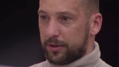 ZADRUGAR SAHRANIO OCA Dino Dizdarević slomljen od bola, plakao na sav glas, držali ga da se ne sruši