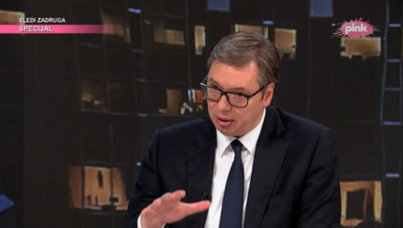 SRBIJA NEĆE IZBACIVATI DOSTOJEVSKOG I ŽUKOVA IZ UDŽBENIKA Vučić nikad jasniji - Ponosan sam na to što čuvamo normalnost zemlje