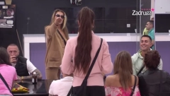 RASPLAMSAO SE RAT BIVŠIH DRUGARICA Žestoka svađa Dalile i Anđele, pljuštale uvrede na sve strane