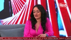 PRVA SLIKA HOSPITALIZOVANE JELENE BATOS! Bivša zadrugarka prikovana za bolnički krevet moli se samo za jedno! (FOTO)