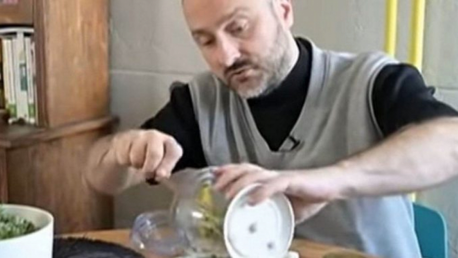 MOMČILO ANTONIJEVIĆ, TRAVAR Ako imate tegobe vezane za  želudac ili creva, koristite ovaj lek od 2 sastojka i nestaće kao rukom odnete