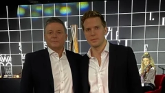 Piksijev sin se slikao sa herojem nacije, jedan detalj nikome nije promakao (FOTO)