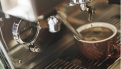 ŽENE, IZBEGAVAJTE DA PIJETE OVU VRSTU KAFE: Povećava se nivo holesterola u krvi i ostavlja ozbiljne posledice