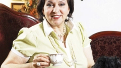 "VADILA SAM KONCE UMESTO ŠARGAREPA!" Glumicu zadesilo ono što nije očekivala, evo na šta je bila primorana!