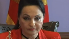 NOVA PREPISKA! "Dođi da teferičimo, sama sam" Vesna Medenica ZAVRŠILA 3 ISPITA kćerki Suzane Mugoše na MILOVOM FAKULTETU (FOTO)