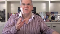 KRIJE OD PORODICE DA JE BOGATAŠ "Kad roditelji dolaze u posetu iznajmljujem skroman stančić", muškarac naišao na osudu