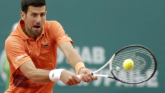 NOVAK POKAZAO VELIČINU Posle meča zaigrao sa šestogodišnjim prijateljem iz Japana (VIDEO)