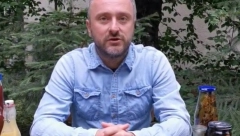 KOJE BILJKE SU ZA SUV KAŠALJ, A KOJE ZA ČIŠĆENJE PLUĆA Nije dobro da ih mešate, tvrdi travar i otkriva istinu o belom slezu