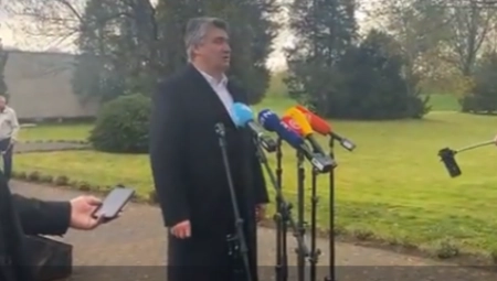 ZORAN MILANOVIĆ U JASENOVCU: Plenković je lažov koji ohrabruje ustašluk!