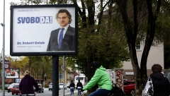 KO JE ROBERT GOLOB? Čovek koji je pobedio Janšu na izborima u Sloveniji (FOTO)