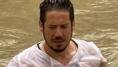 NIKOLA ROKVIĆ NA BLISKOM ISTOKU Pevač na reci Jordan, svi su bili oduševljeni fotografijama