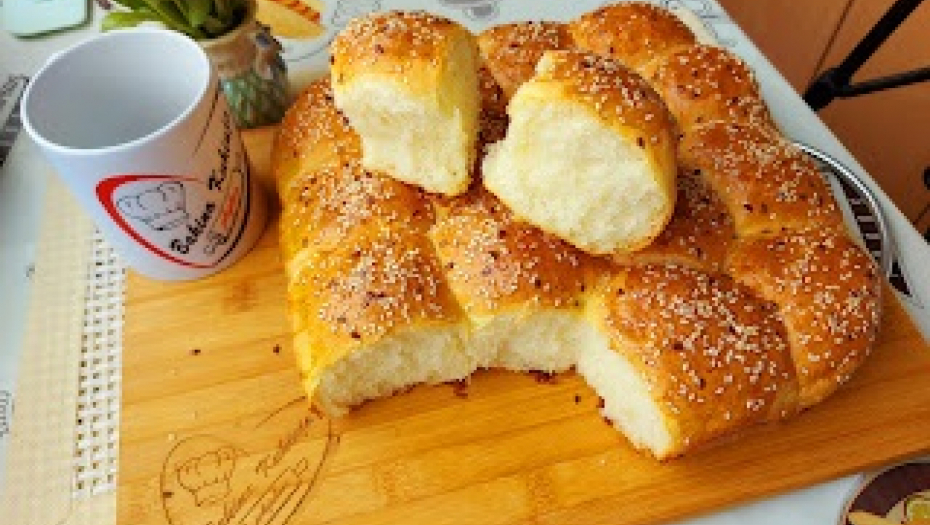 PO RECEPTU BAKE JELE Pamuk pogača - penasta i meka kao duša