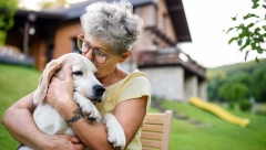 Mogu da im pruže neverovatnu podršku: Ovo su najbolji kućni ljubimci za starije osobe