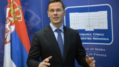 DANAS SE ZAVRŠAVA ISPLATA DRŽAVNE POMOĆI Mali saopštio sjajne vesti: Preko 100.000 ljudi dobilo po 10.000 dinara!