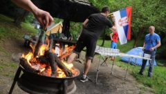 KRUŽE PREVARE ZA 1.MAJ, A NOVAC NE VRAĆAJUj: Izdaju celu vikendicu, a u stvari dobijete...