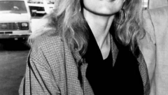 NJENA LEPOTA JE ODUVEK OČARAVALA SVET Poznata glumica i u sedmoj deceniji nema problem da se slika bez šminke