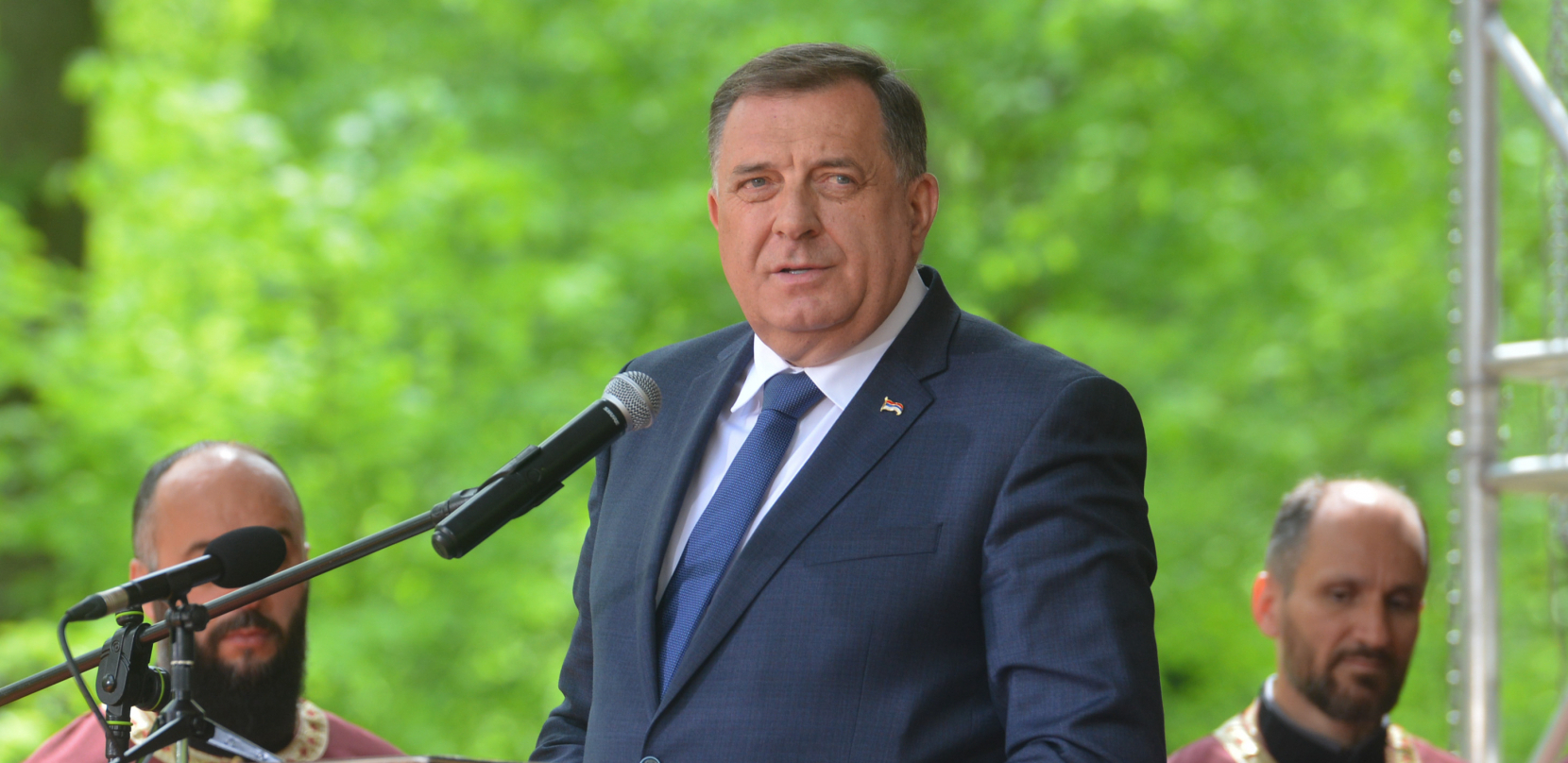 DODIK SASUO SVE U LICE KOMŠIĆU “Narod kome se obraćaš je bio u Handžar diviziji do kraja rata, kakva antifašistička Armija BiH?!”