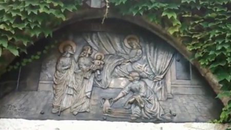KAD MEDICINA ZAKAŽE SVI DOLAZE OVDE Dva najposećenija sakralna mesta u kojima molitve pomažu bolesnima (VIDEO)